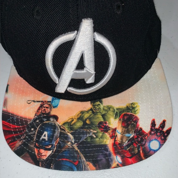 Marvel Avengers Hat Cap One Size Fits Most - Picture 6 of 7